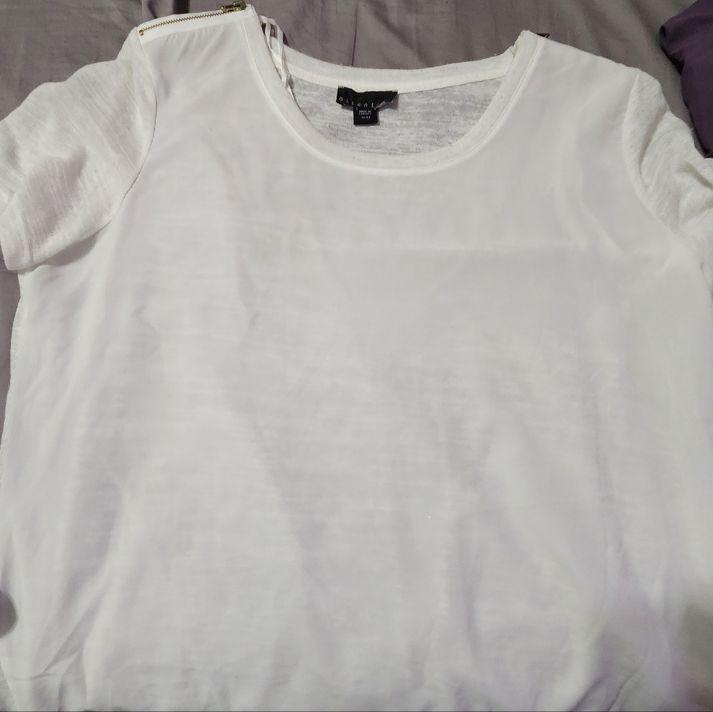 Attention White shirt